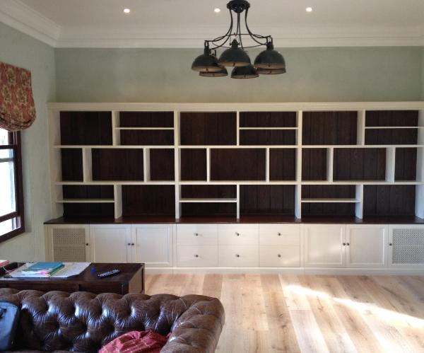 Wall bookshelves